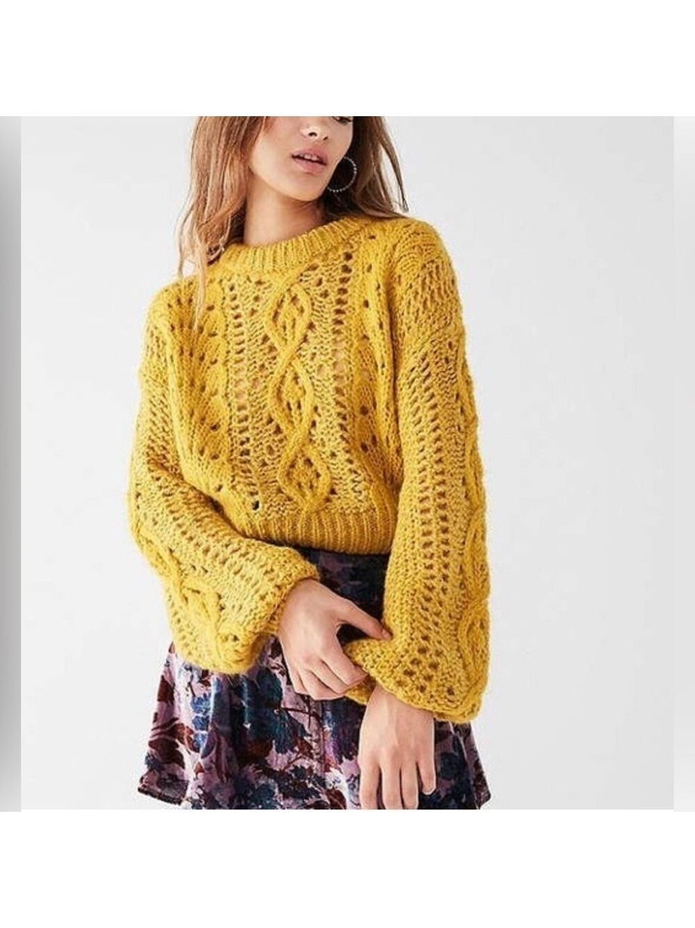 Urban Outfitters Cropped Open Knit Full Sleeve Sweater SZ S Gold Yellow